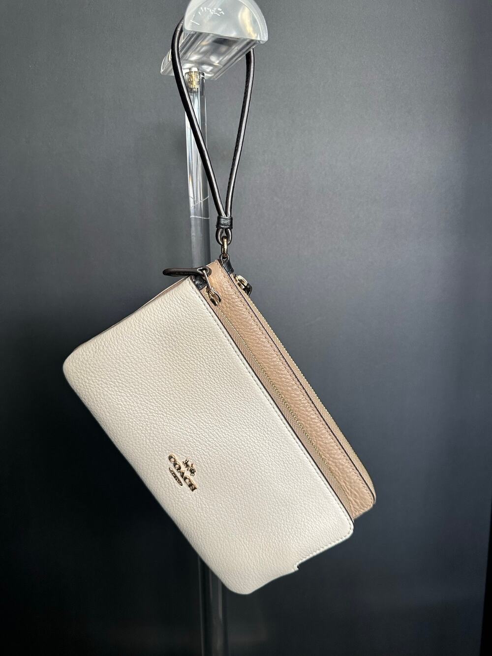 Coach C7368 Double Zip Colorblock Pebbled Leather Wristlet Wallet Ivory Taupe